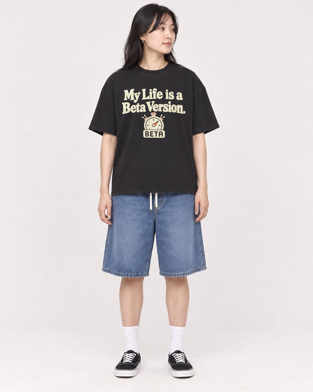 Mockup Boxy Heavyweight Tee Black female full-body 13