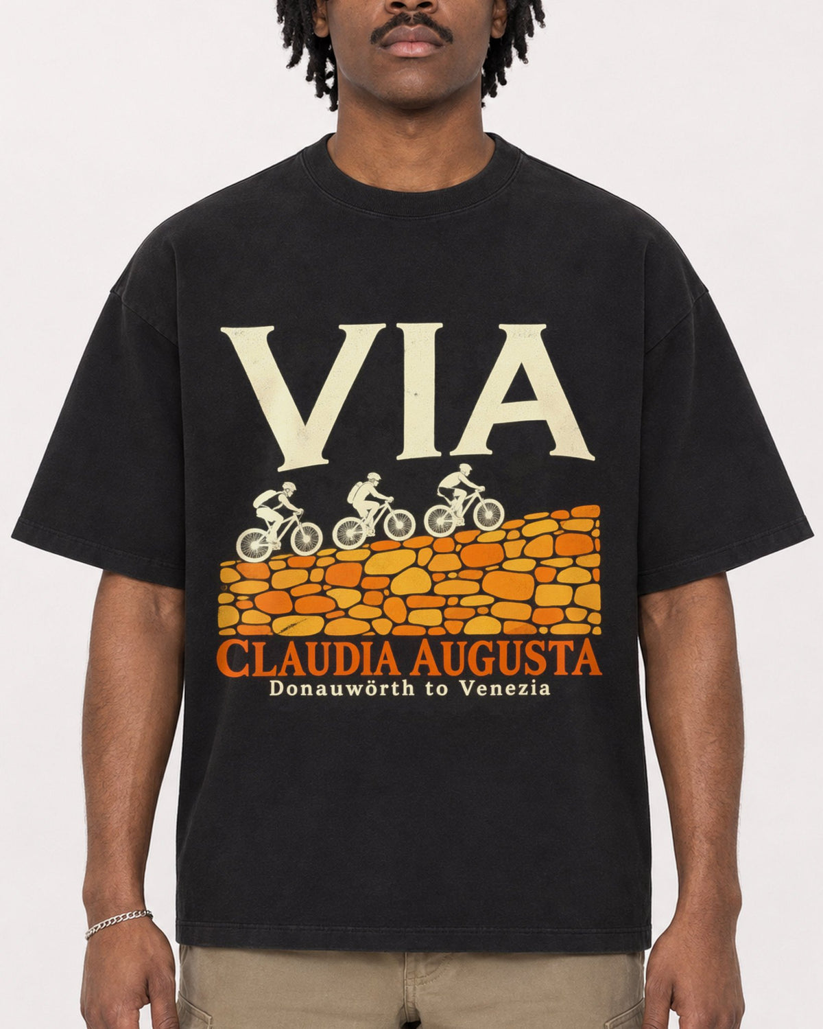 Mockup Boxy Heavyweight Tee Black male close-up 04