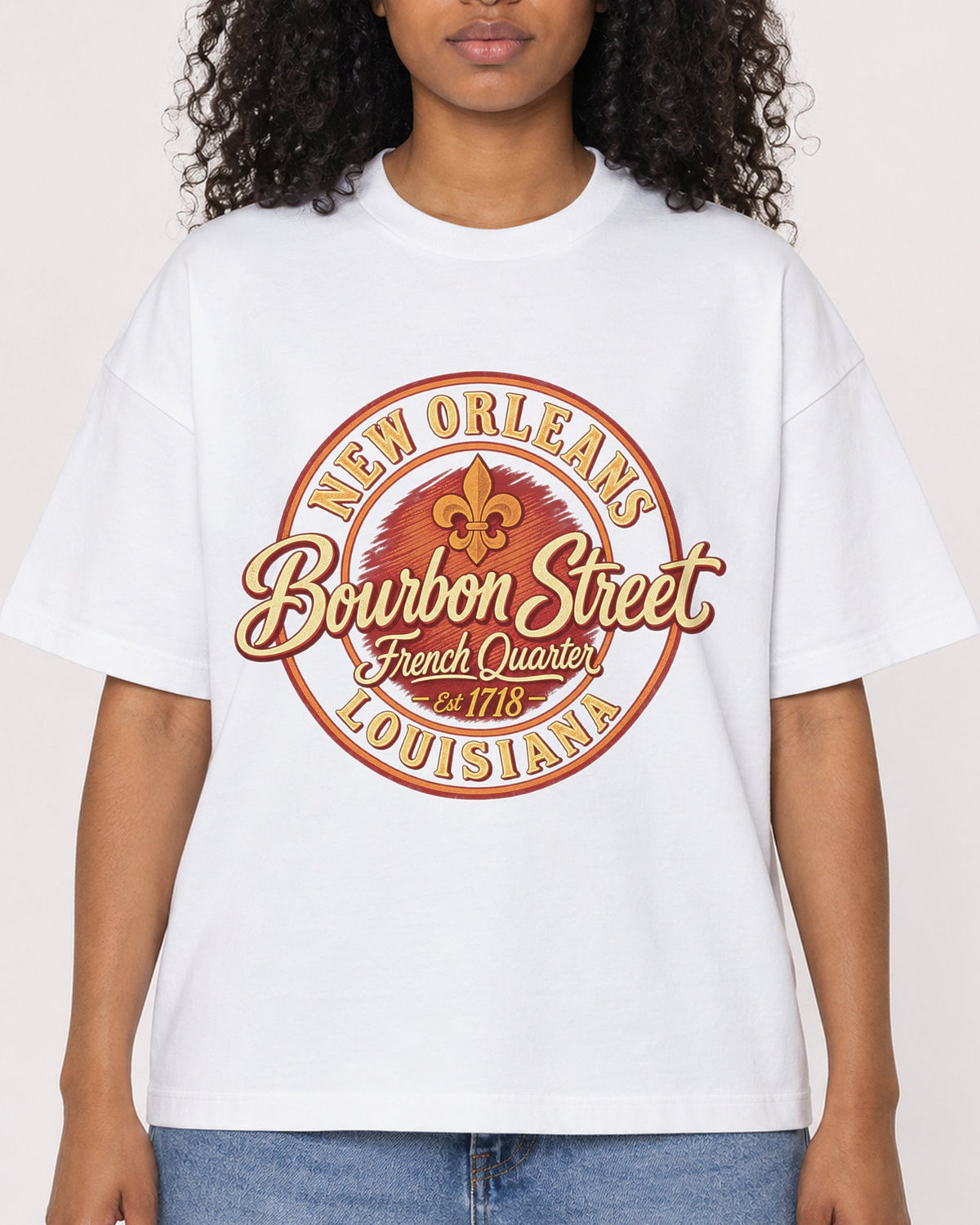 Mockup Boxy Heavyweight Tee White female close-up 05