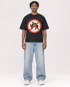 Mockup Boxy Heavyweight Tee Black male full-body 05