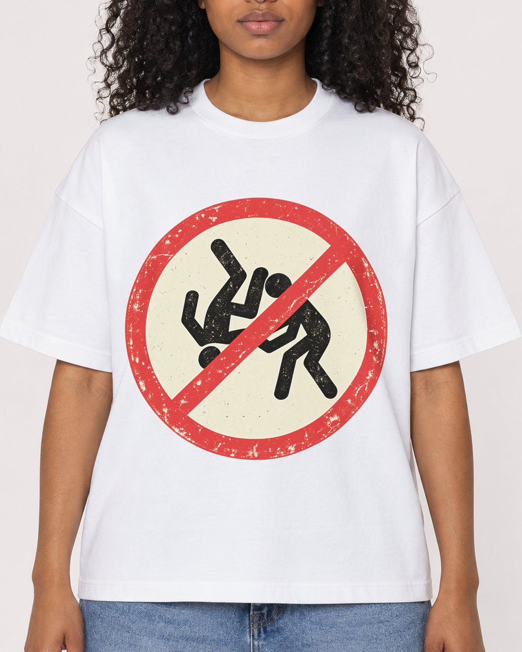 Mockup Boxy Heavyweight Tee White female close-up 05