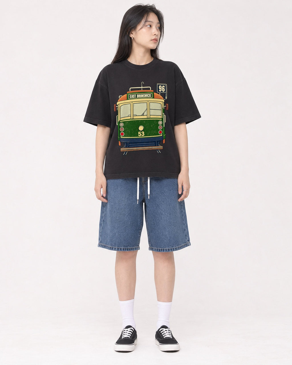 Mockup Boxy Heavyweight Tee Black female full-body 01