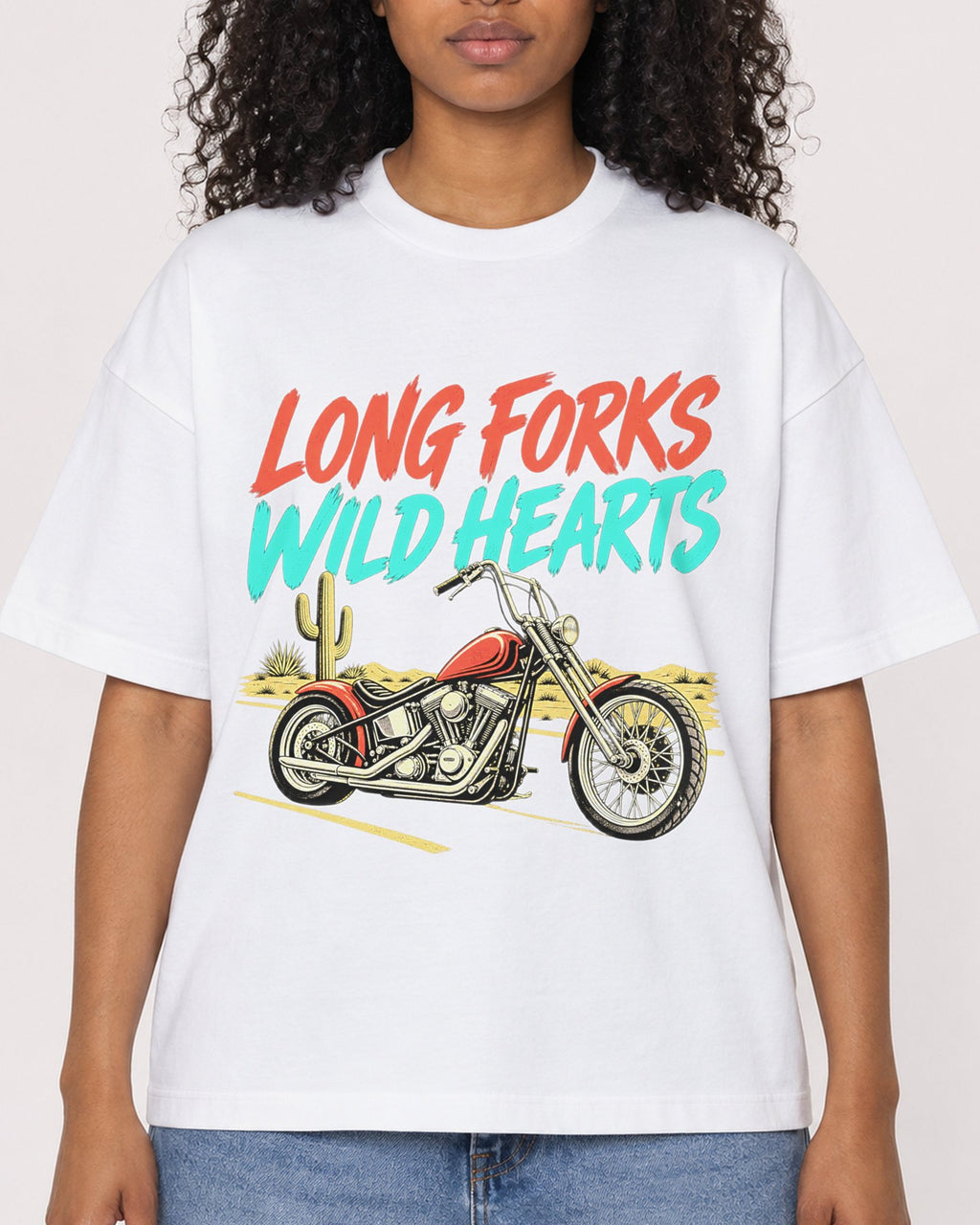 Mockup Boxy Heavyweight Tee White female close-up 05
