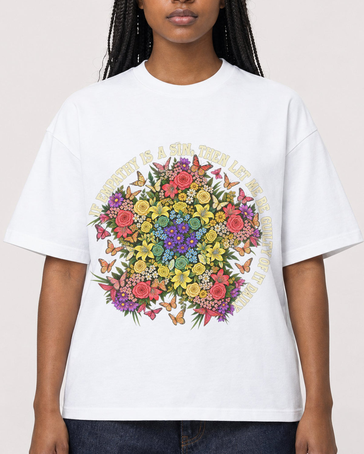 Mockup Boxy Heavyweight Tee White female close-up 04