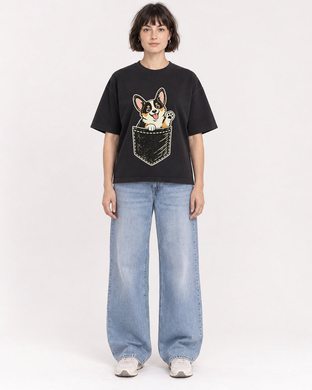 Mockup Boxy Heavyweight Tee Black female full-body 39