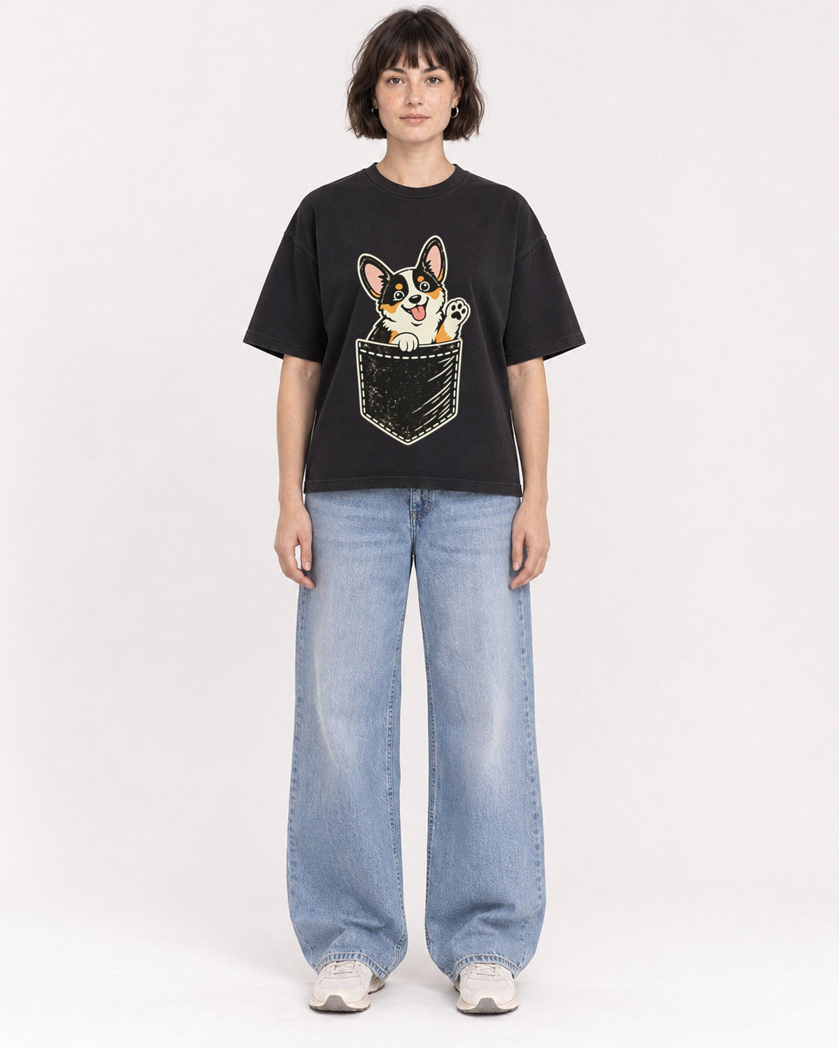 Mockup Boxy Heavyweight Tee Black female full-body 39