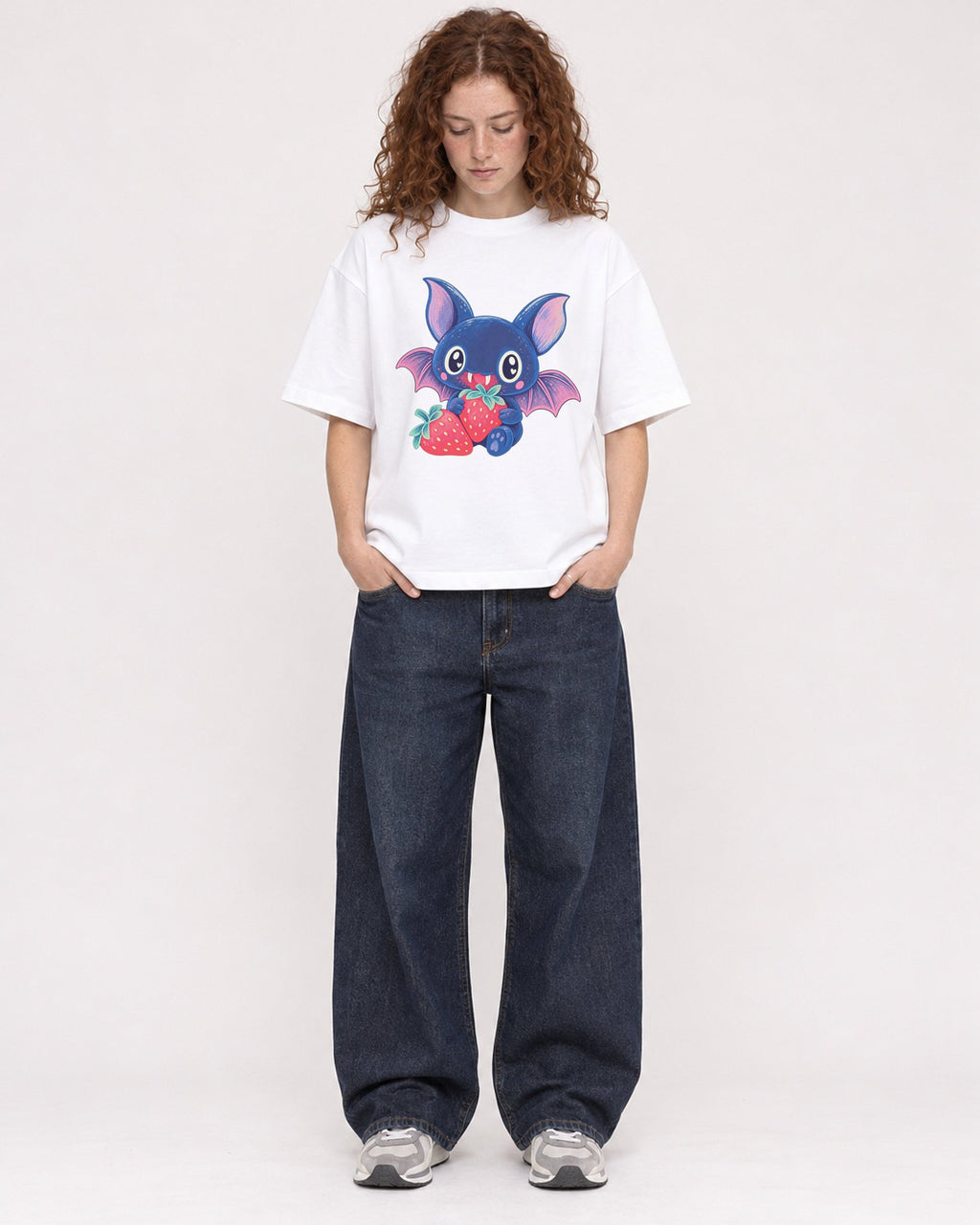 Mockup Boxy Heavyweight Tee White female full-body 09