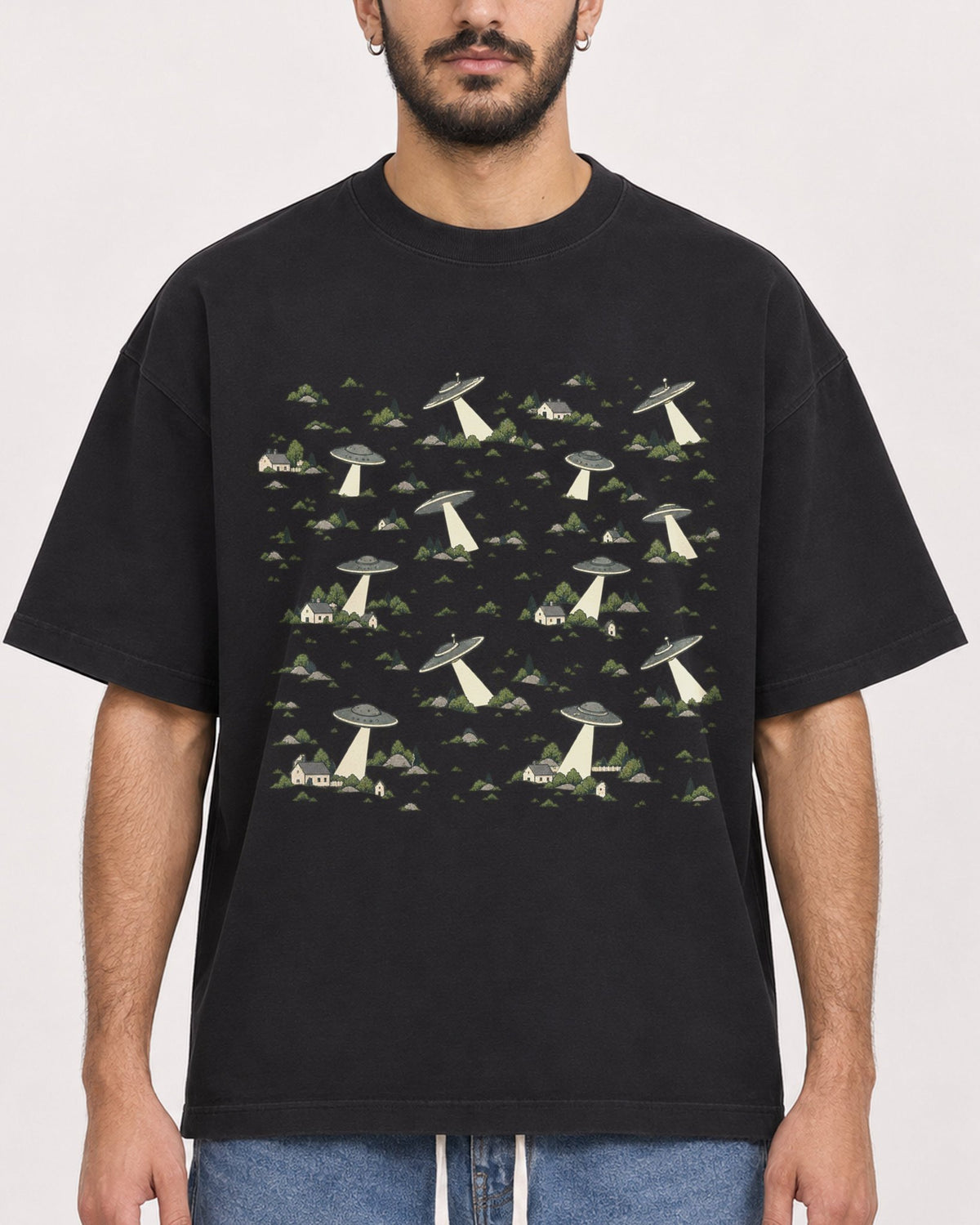 Mockup Boxy Heavyweight Tee Black male close-up 07