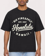 Mockup Boxy Heavyweight Tee Black male close-up 05