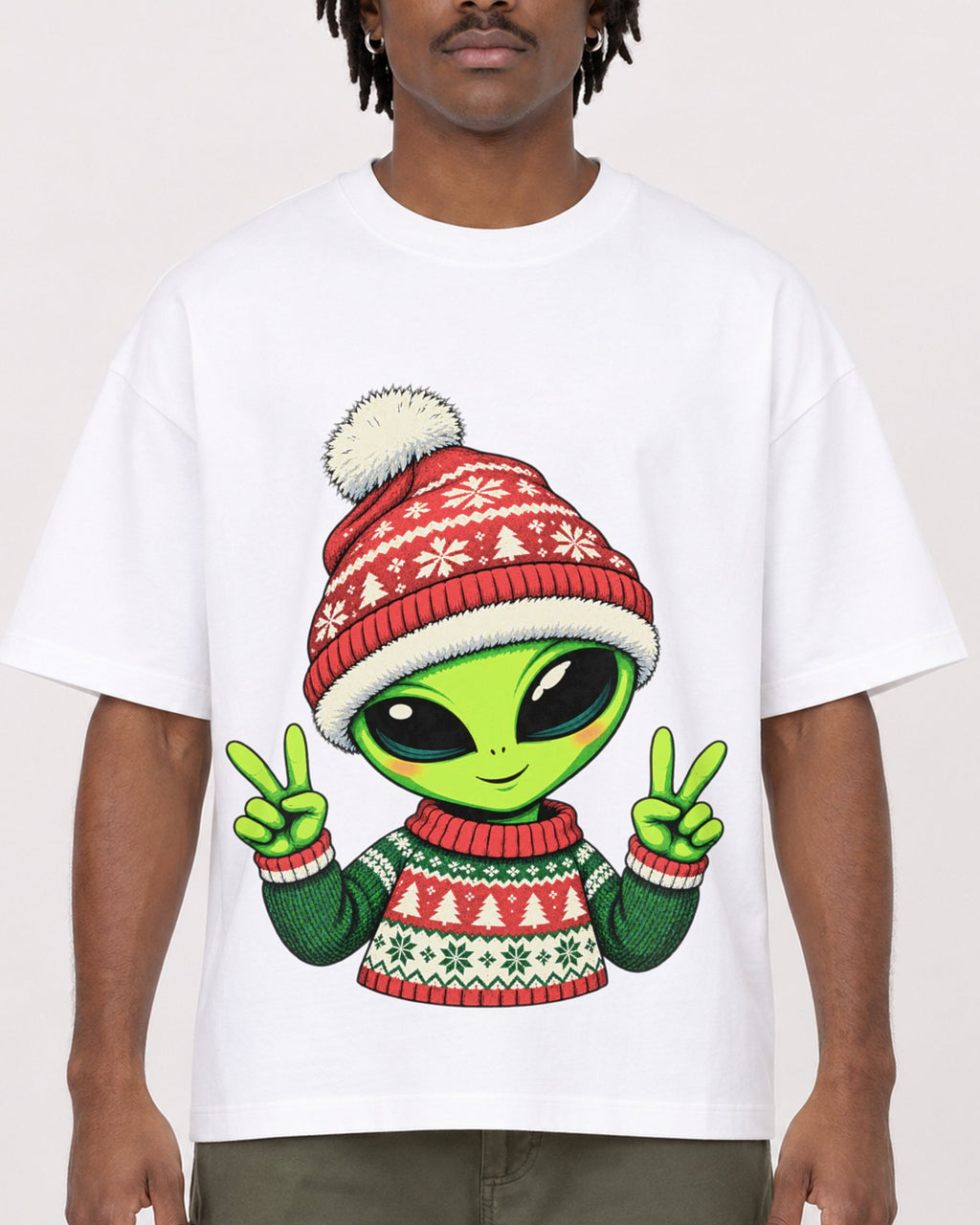 Mockup Boxy Heavyweight Tee White male close-up 04
