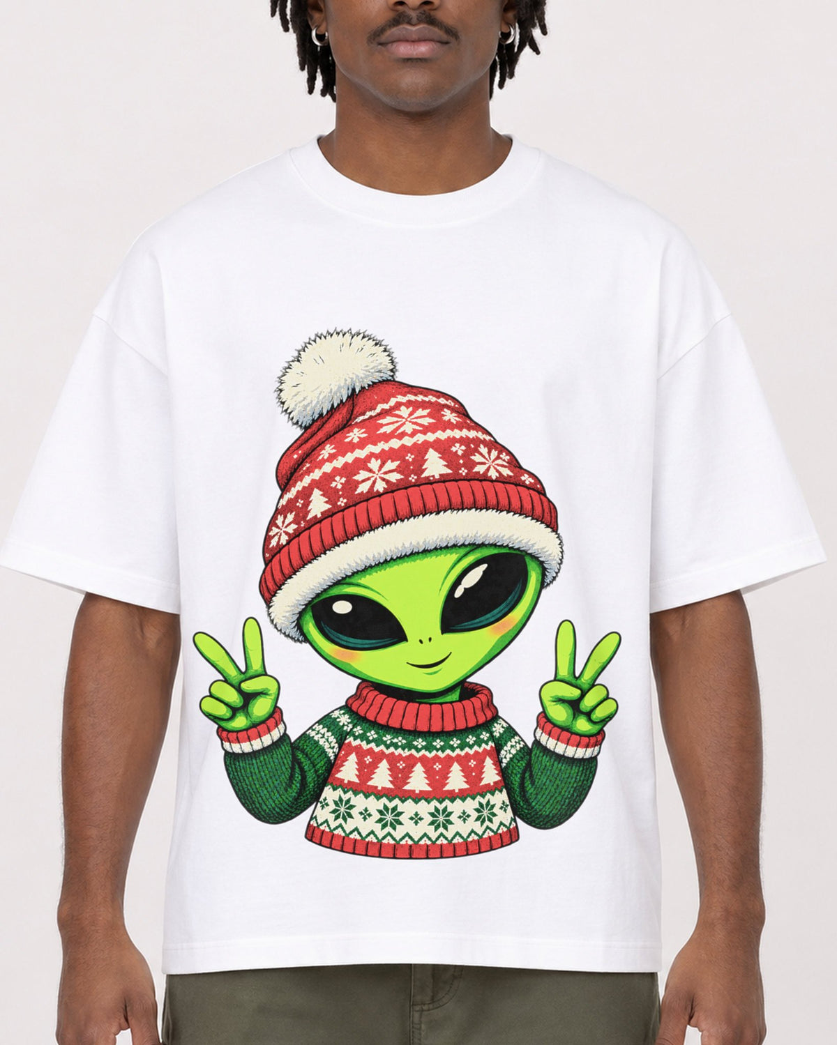 Mockup Boxy Heavyweight Tee White male close-up 04