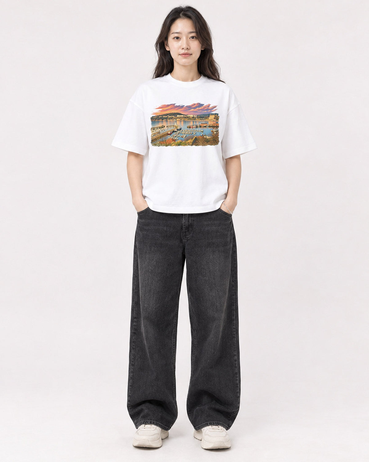 Mockup Boxy Heavyweight Tee White female full-body 03