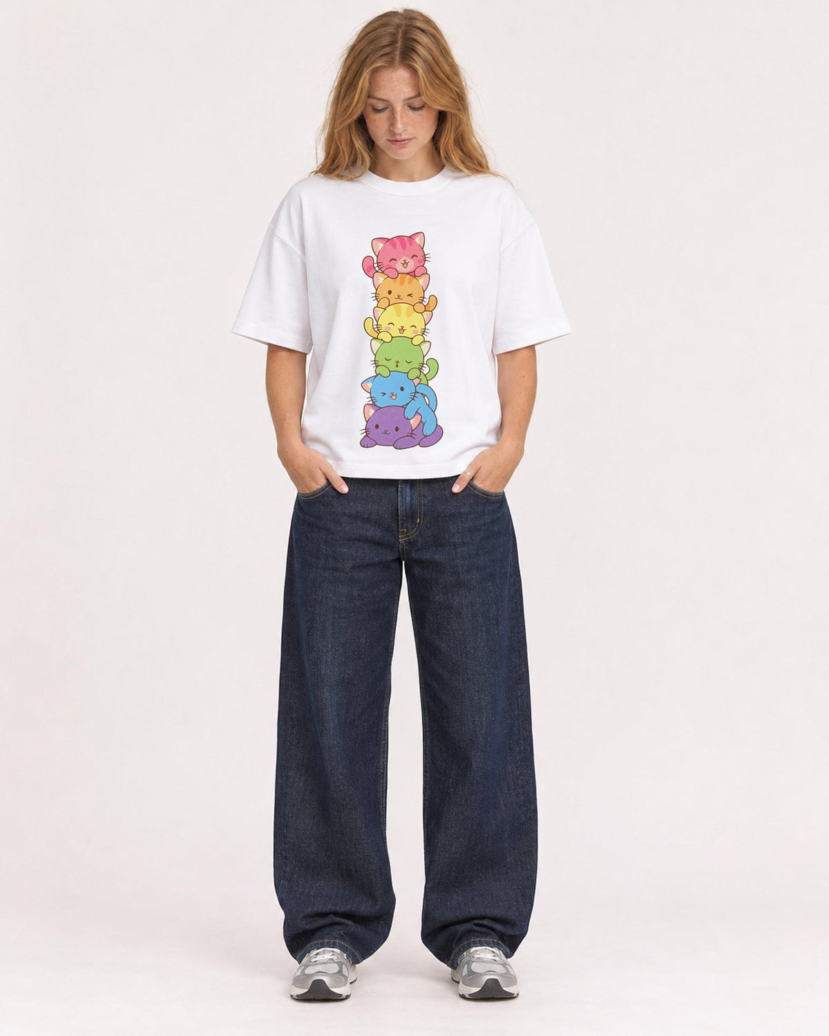 Mockup Boxy Heavyweight Tee White female full-body 49