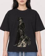 Mockup Boxy Heavyweight Tee Black female close-up 13