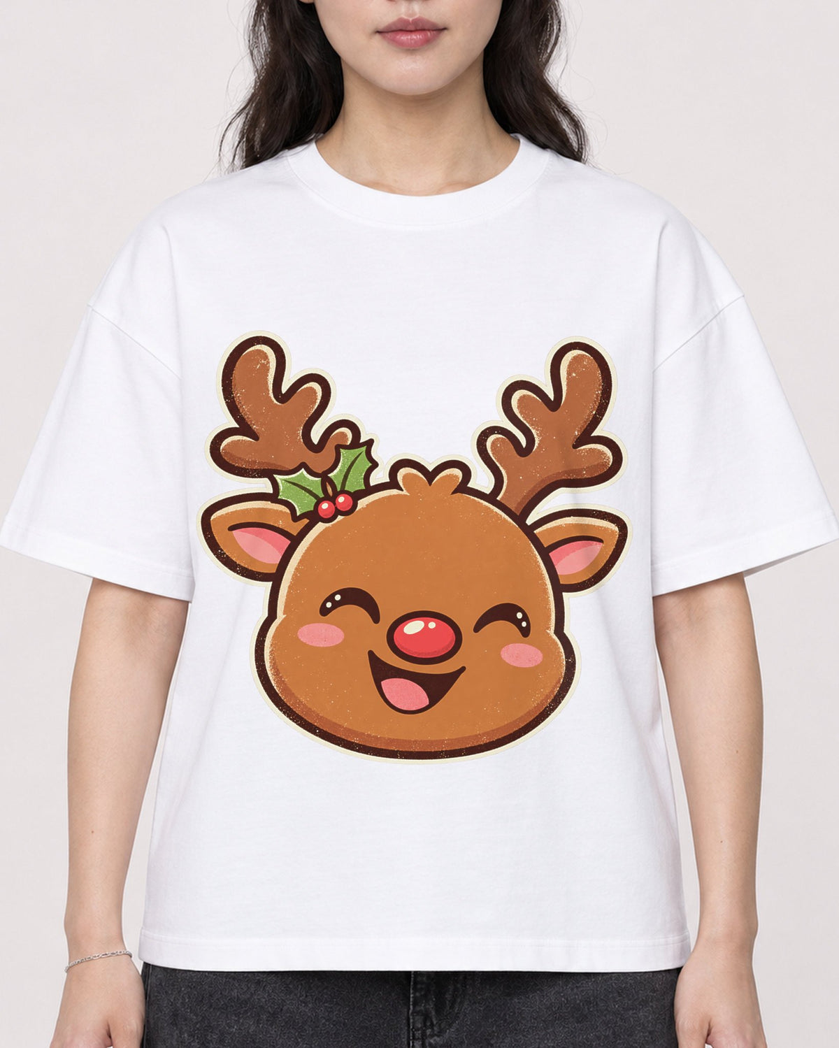 Mockup Boxy Heavyweight Tee White female close-up 03