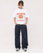 Mockup Boxy Heavyweight Tee White female full-body 29