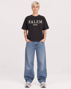 Mockup Boxy Heavyweight Tee Black female full-body 48