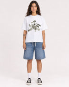 Mockup Boxy Heavyweight Tee White female full-body 06