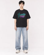 Mockup Boxy Heavyweight Tee Black male full-body 01