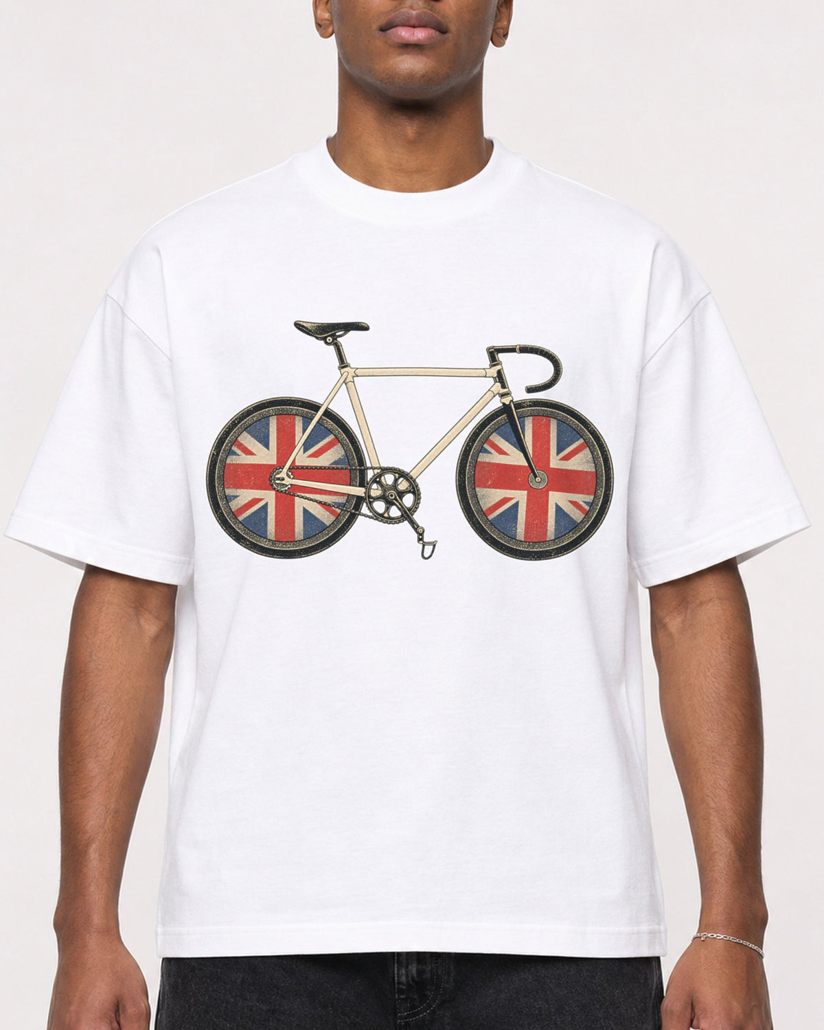 Mockup Boxy Heavyweight Tee White male close-up 15