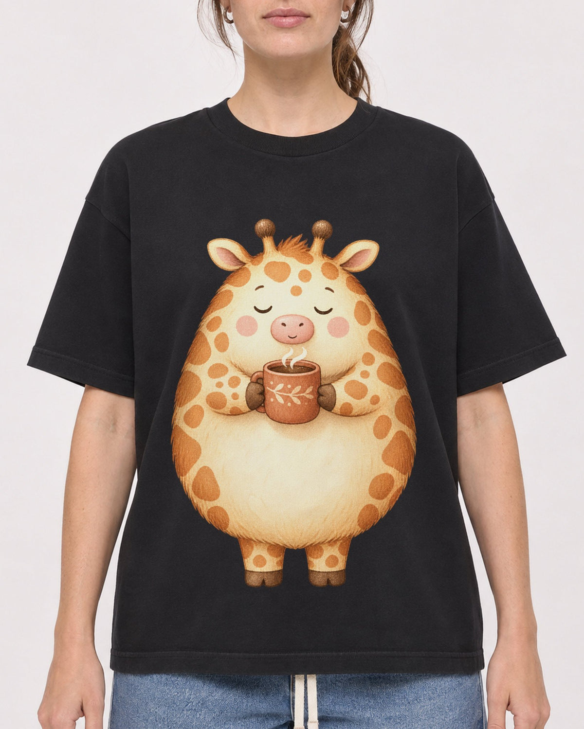 Mockup Boxy Heavyweight Tee Black female close-up 29