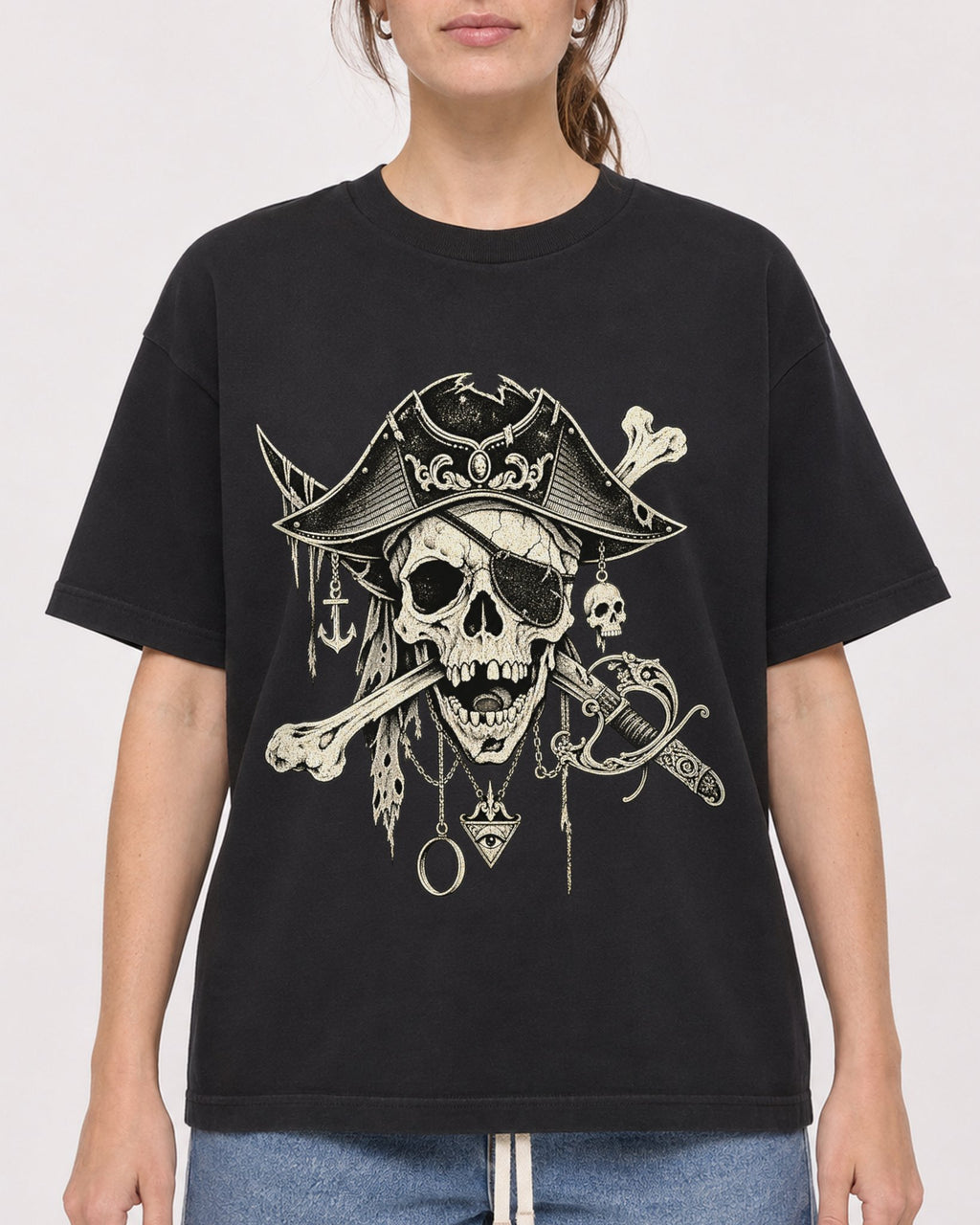 Mockup Boxy Heavyweight Tee Black female close-up 29