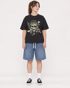 Mockup Boxy Heavyweight Tee Black female full-body 29