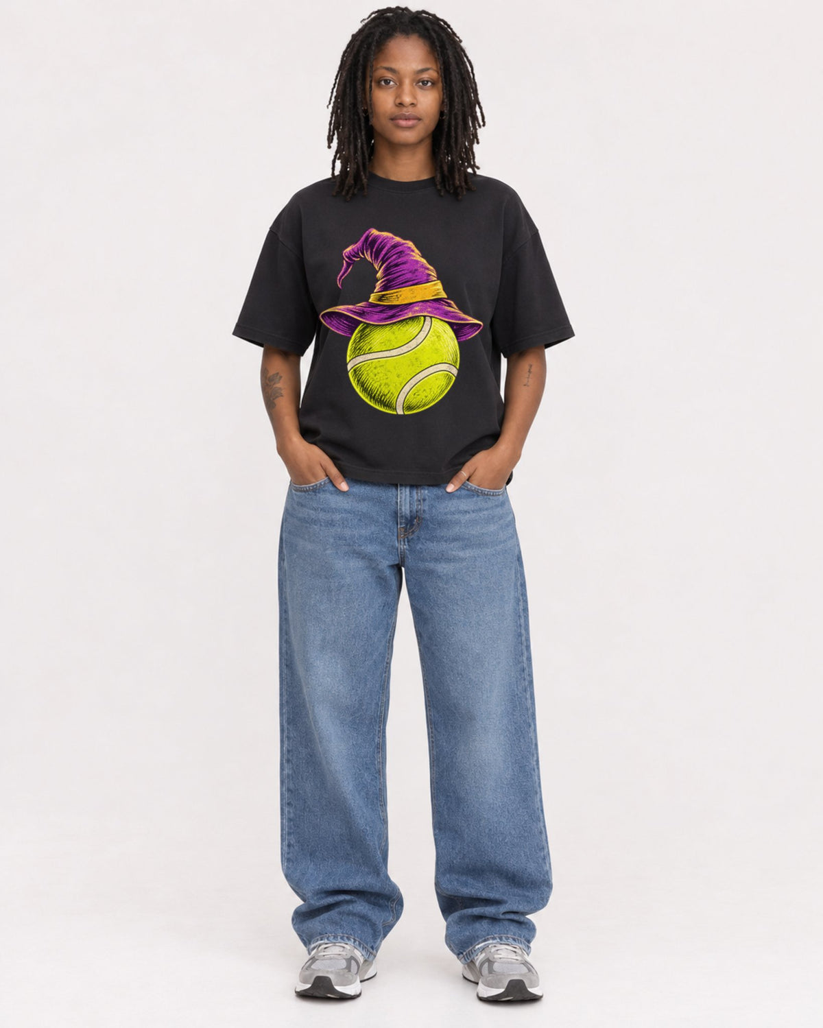Mockup Boxy Heavyweight Tee Black female full-body 24