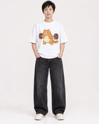 Mockup Boxy Heavyweight Tee White female full-body 23