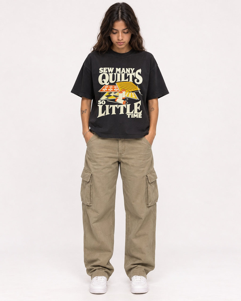 Mockup Boxy Heavyweight Tee Black female full-body 06