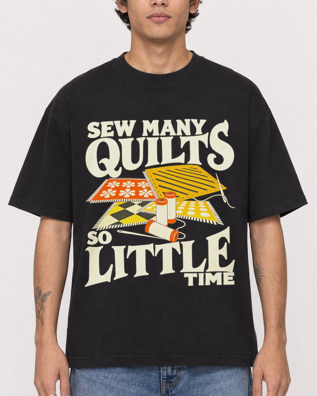 Mockup Boxy Heavyweight Tee Black male close-up 06