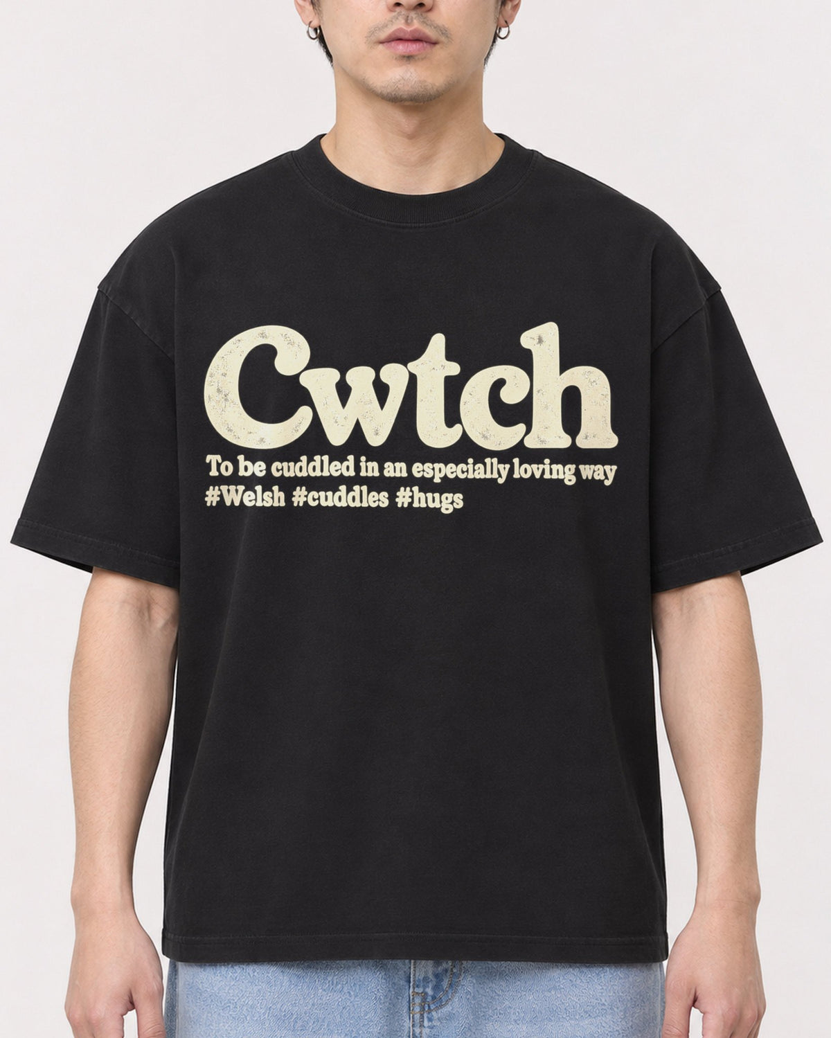 Mockup Boxy Heavyweight Tee Black male close-up 13