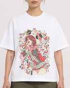 Mockup Boxy Heavyweight Tee White female close-up 12