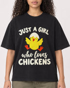 Mockup Boxy Heavyweight Tee Black female close-up 10