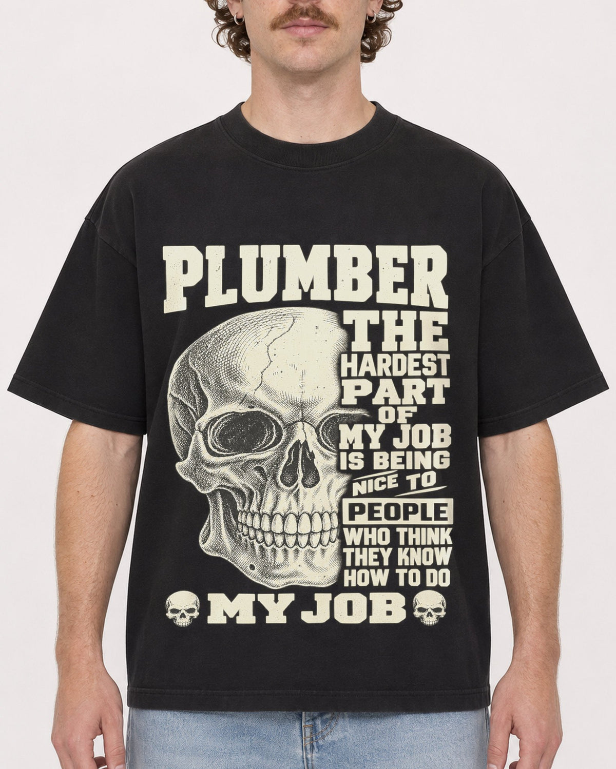 Mockup Boxy Heavyweight Tee Black male close-up 09