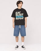 Mockup Boxy Heavyweight Tee Black male full-body 03