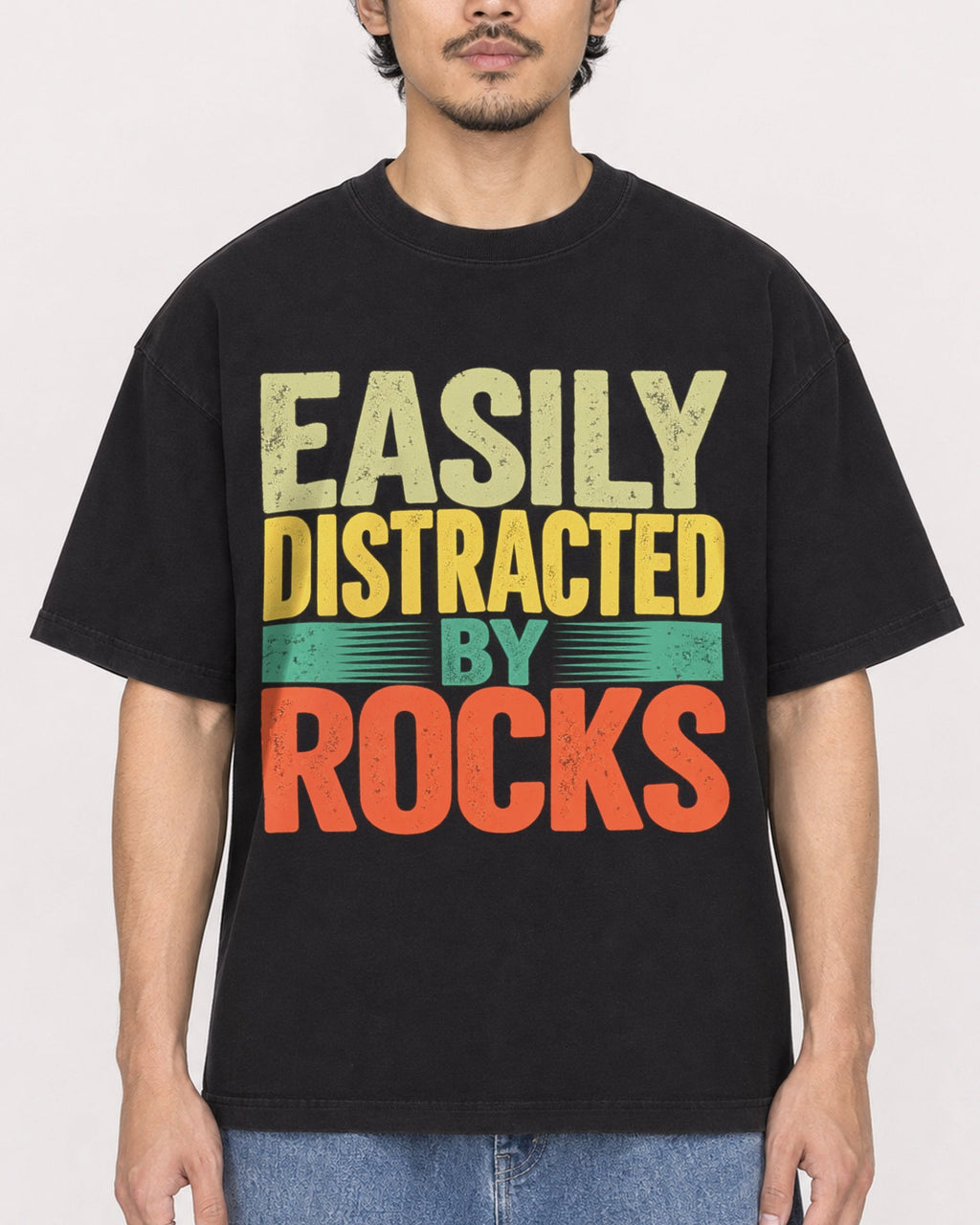 Mockup Boxy Heavyweight Tee Black male close-up 02