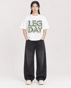 Mockup Boxy Heavyweight Tee White female full-body 43