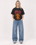 Mockup Boxy Heavyweight Tee Black female full-body 08