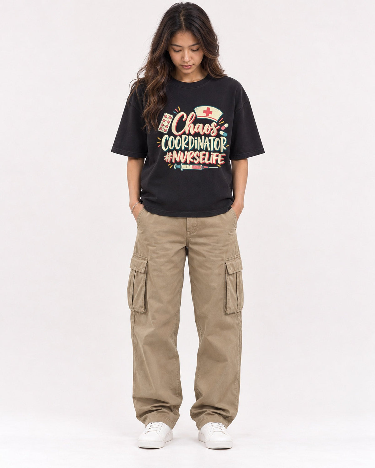 Mockup Boxy Heavyweight Tee Black female full-body 02