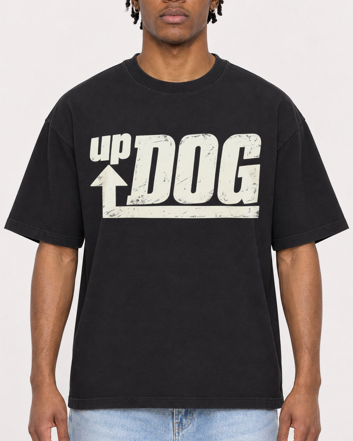 Mockup Boxy Heavyweight Tee Black male close-up 05