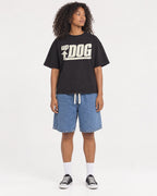Mockup Boxy Heavyweight Tee Black female full-body 05