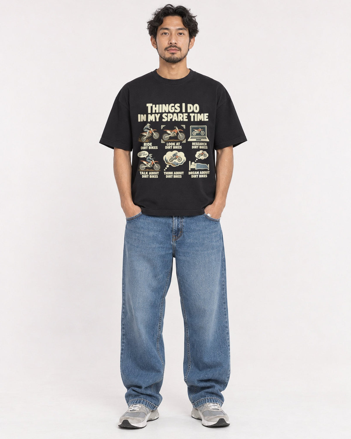 Mockup Boxy Heavyweight Tee Black male full-body 02