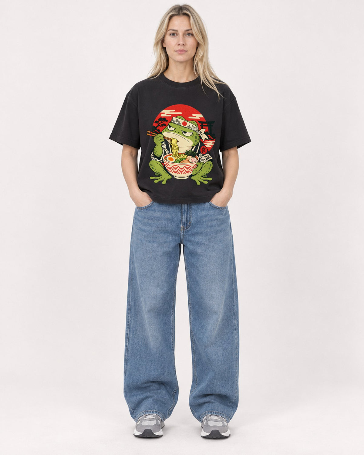 Mockup Boxy Heavyweight Tee Black female full-body 08