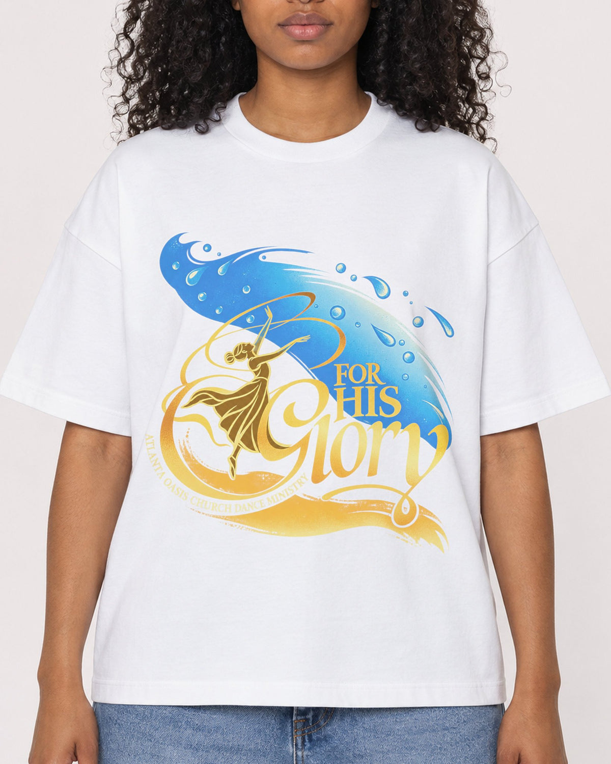 Mockup Boxy Heavyweight Tee White female close-up 05