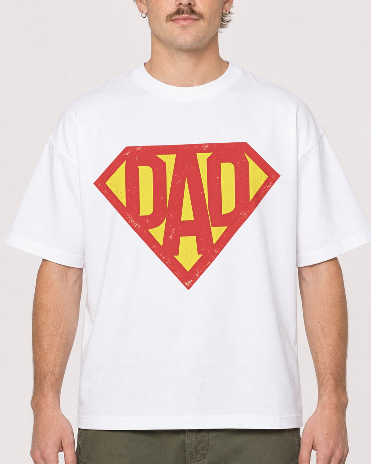 Mockup Boxy Heavyweight Tee White male close-up 19