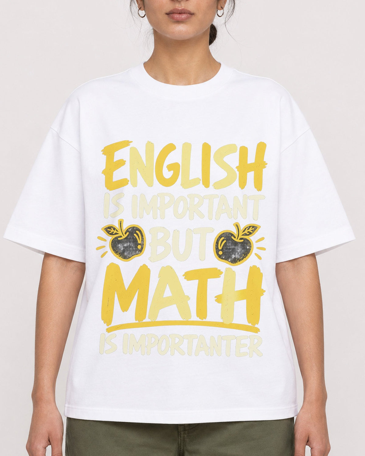 Mockup Boxy Heavyweight Tee White female close-up 17