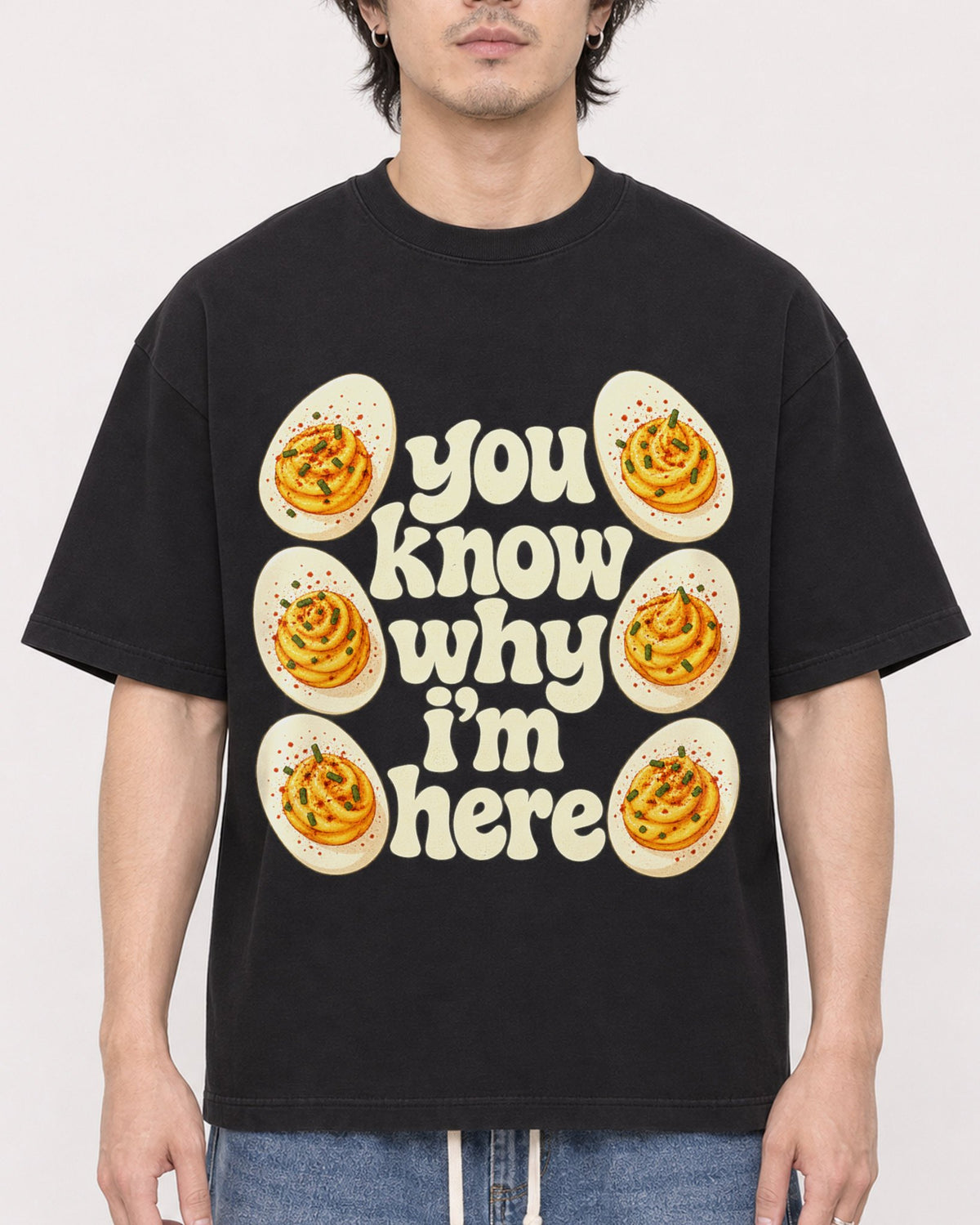 Mockup Boxy Heavyweight Tee Black male close-up 03
