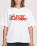 Mockup Boxy Heavyweight Tee White female close-up 38