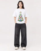 Mockup Boxy Heavyweight Tee White female full-body 03